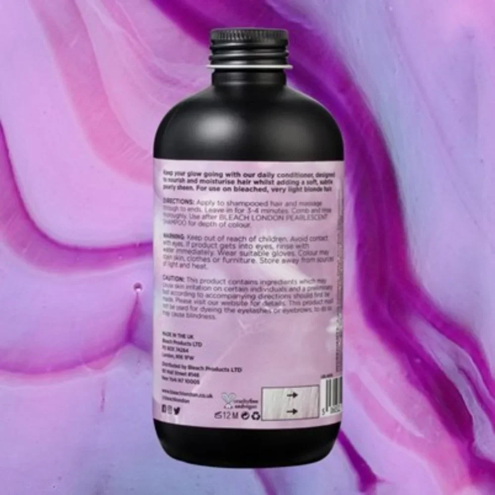 BLEACH London Pearlescent Vegan Moisturizing Conditioner 250ml with FREE Color!
